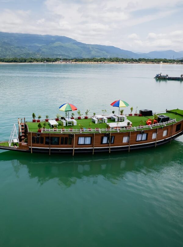 Himadri House Boat
