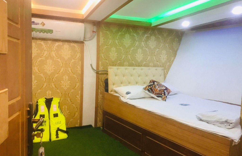 MV Silver Cruise