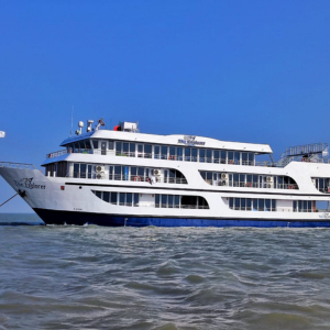 Premium AC Ship